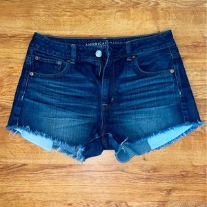 American Eagle High Rise Festival Shorts
